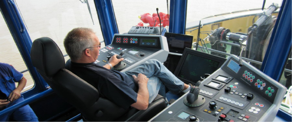 wheelhouse control desk
